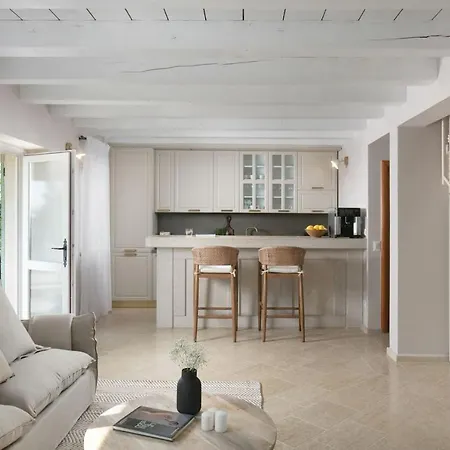 بيت للعطل Rustic Pietre Distria With Pool In Kanfanar *